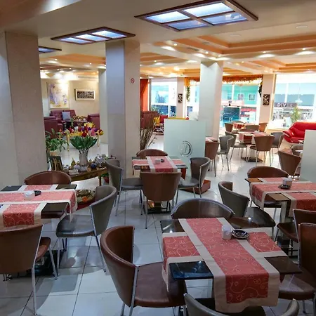 Hotel Lindi Sarandë