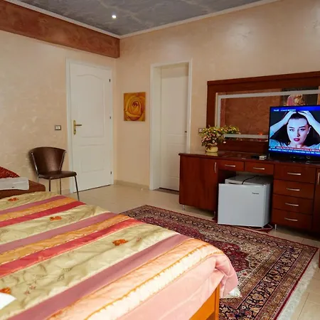 Lindi ホテル Sarandë